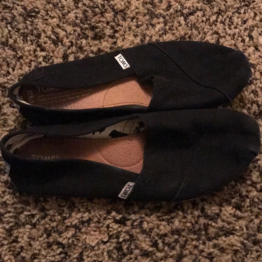 Black Classic Toms